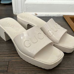 Authentic Gucci great condition worn very lightly